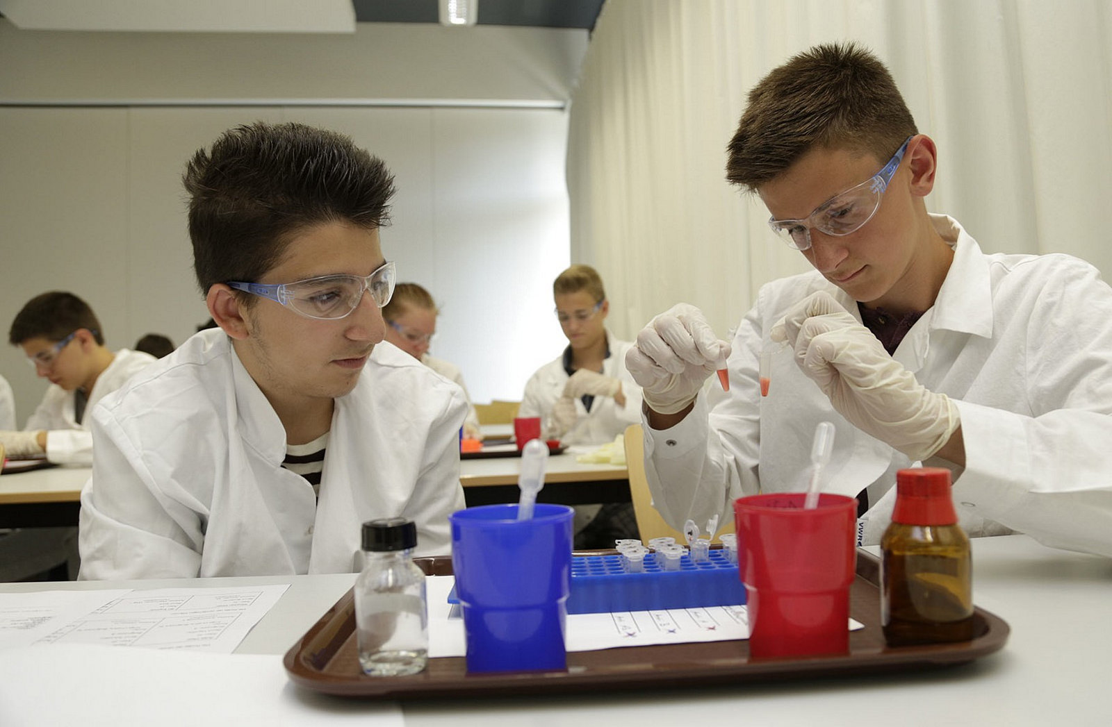 es geht um angewandte Chemie am Campus in Pirmasens