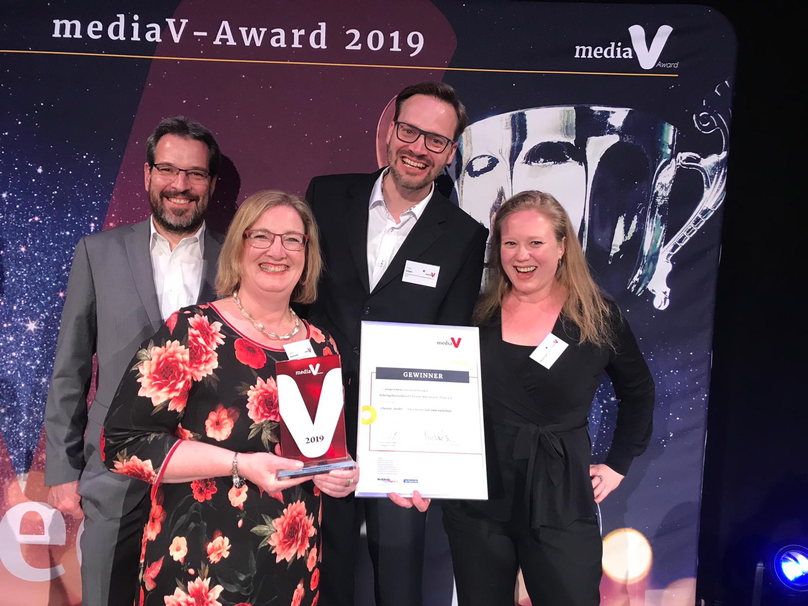 Chemie-Azubi gewinnt mediaVaward